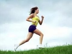 夏日不要盲目的運動，一定要采取科學的方式！